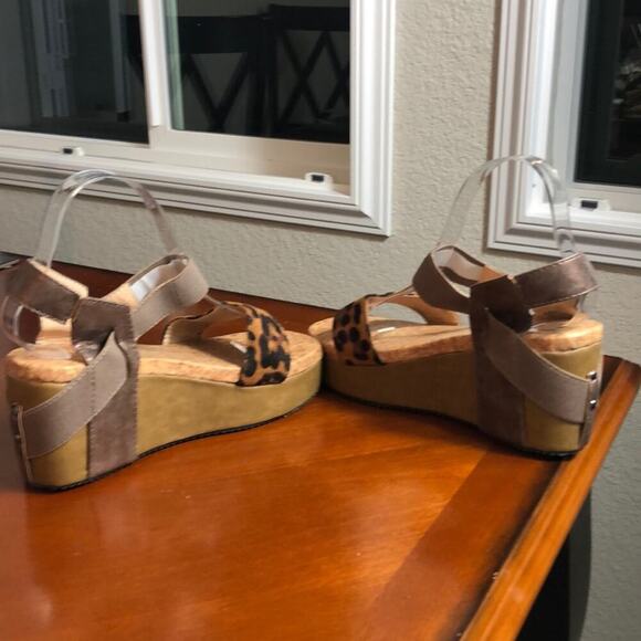 Non brand wedge platform sandal leopard print metallic sheen straps sz 9 summer - Picture 8 of 9